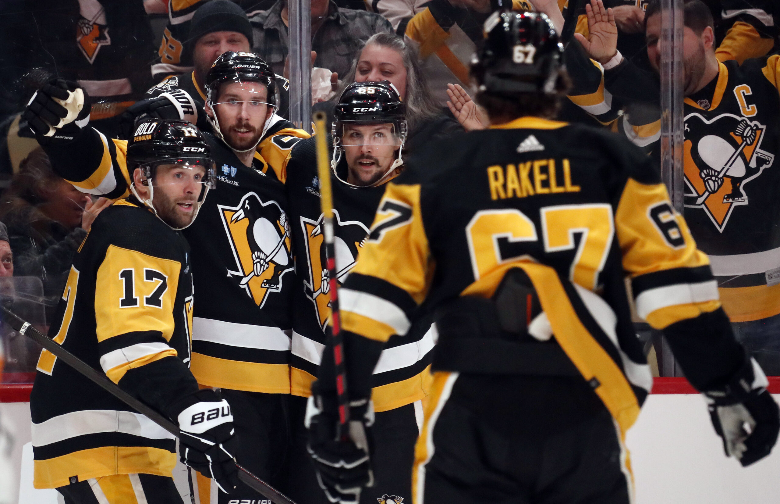 Elutza89 голая-this lady has never been late and