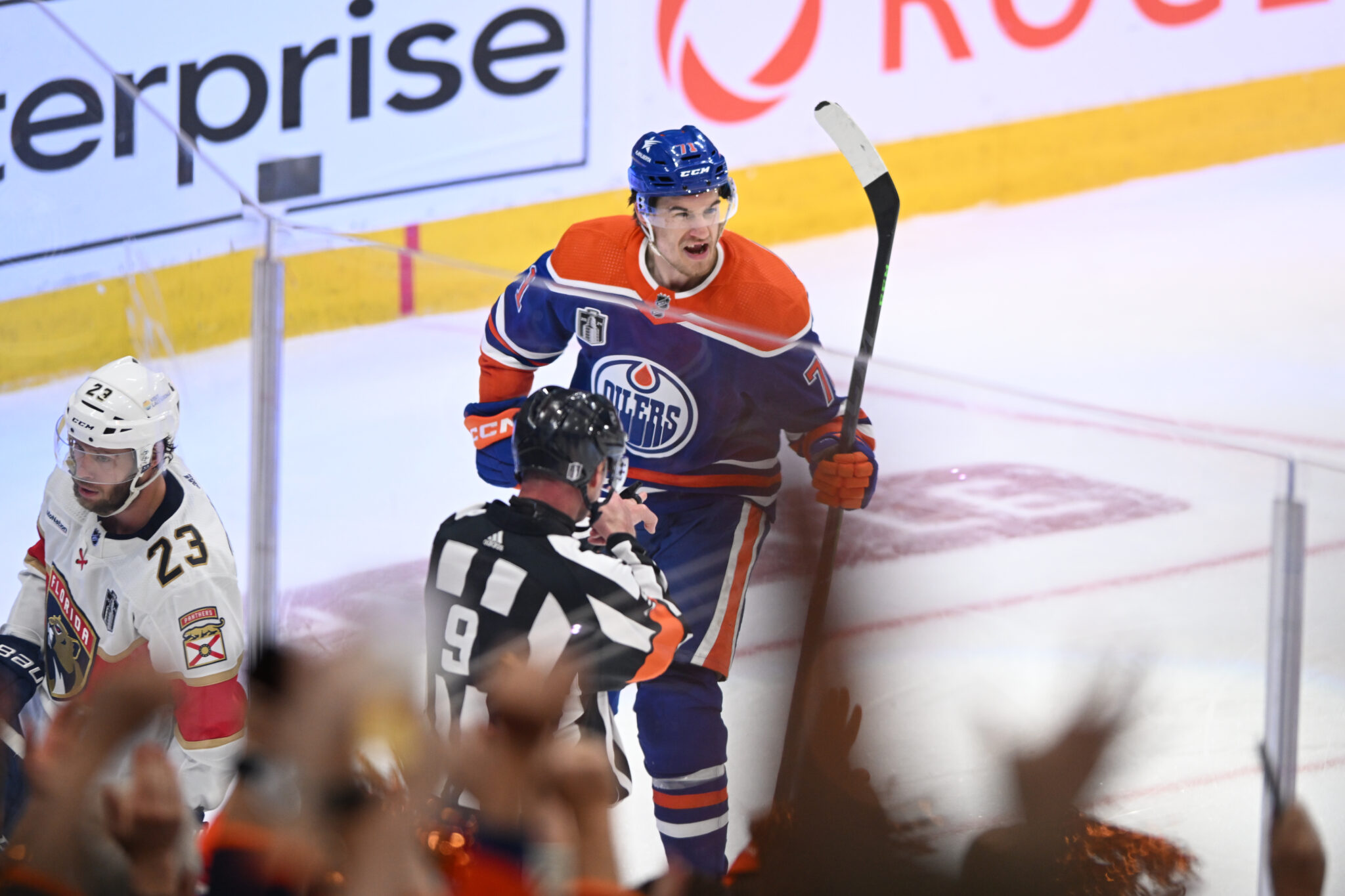 Coupe Stanley une série à saveur historique La Poche Bleue